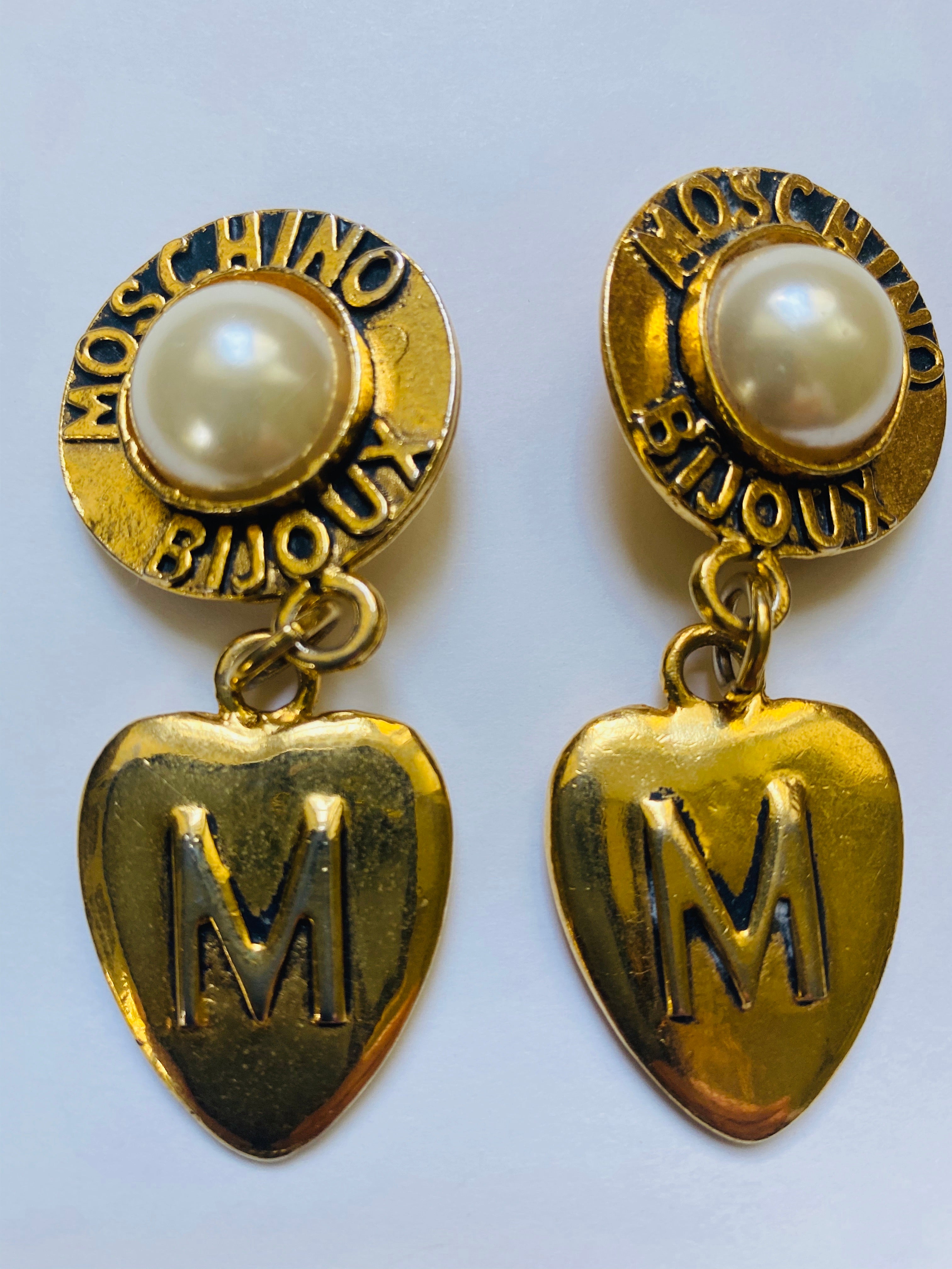 【送料&関税込】Moschino Earrings heart 90s MOSCHINO BIJOUX Runway Heart Pearl Gold Clip On Earrings