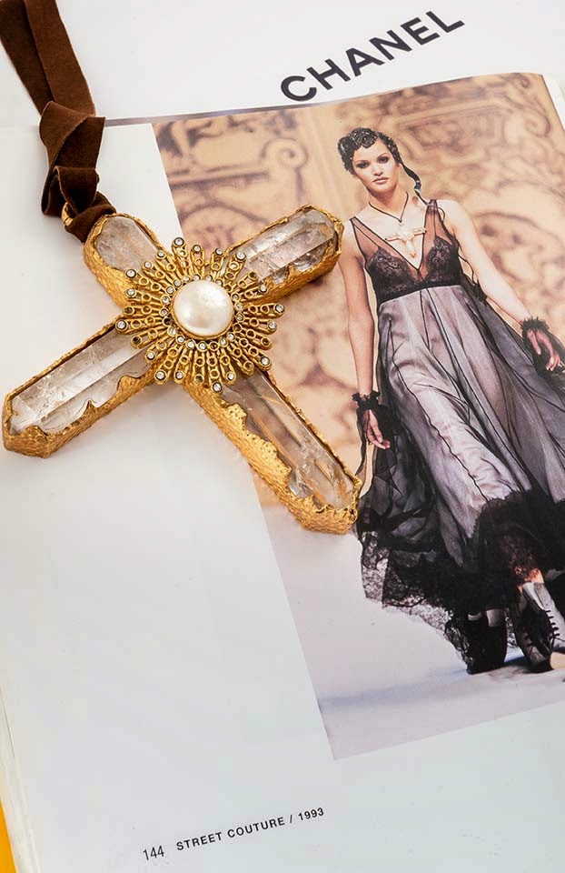 The Style Saloniste: Celebrating Chic Adornment: San Francisco Vintage Jewelry Specialist Susie Hoimes Showcases Her Alluring Collection of Chanel Jewelry